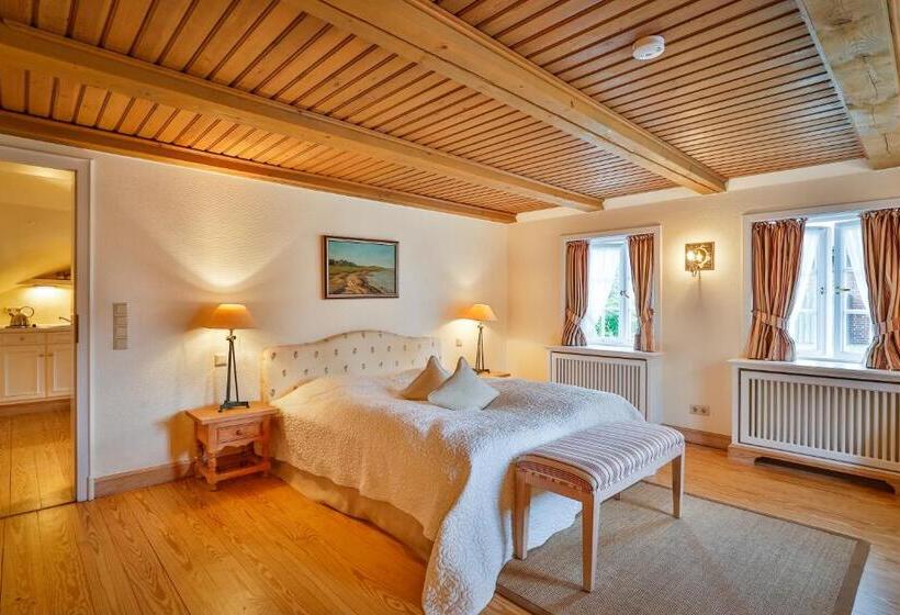 キャビン, Und Restaurant Jörg Müller