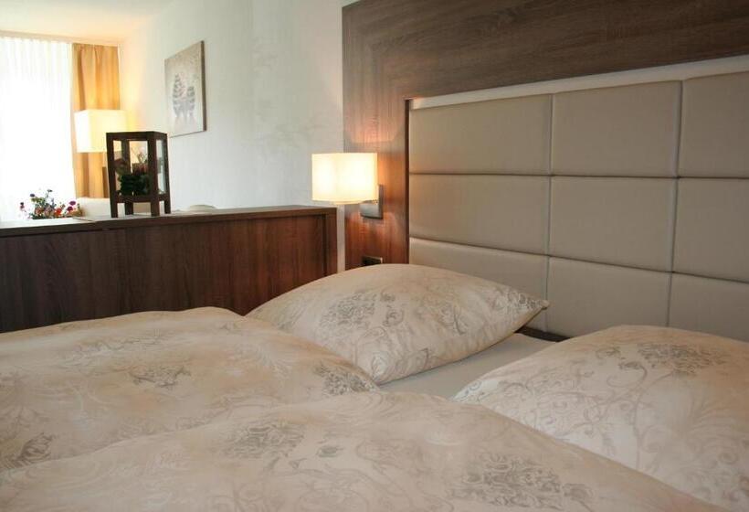 발코니가 있는 스위트, Villa Undine