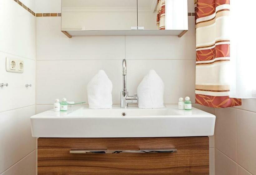 Номер Basic, Wellness & Naturhotel Tonihof