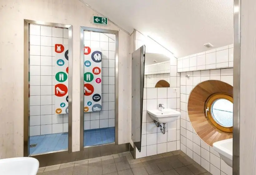 Habitació Triple Basic, Jugendherberge Eichstätt