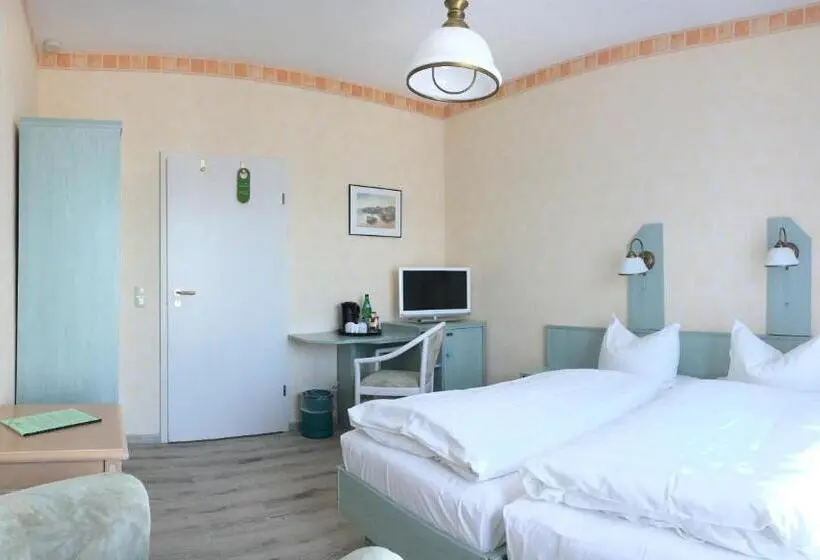 Standard-huone Terassi, Kastanienhof Hotel Garni