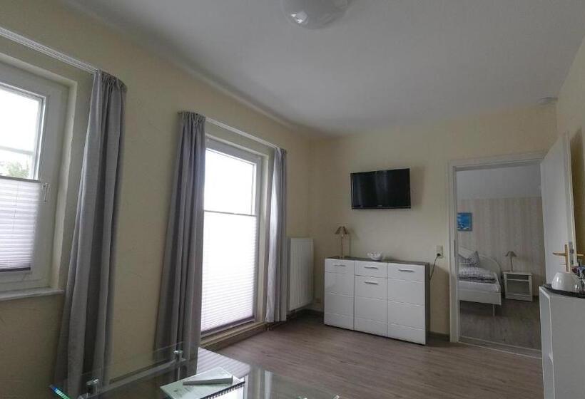 Номер Deluxe с Балконом, Kastanienhof Hotel Garni