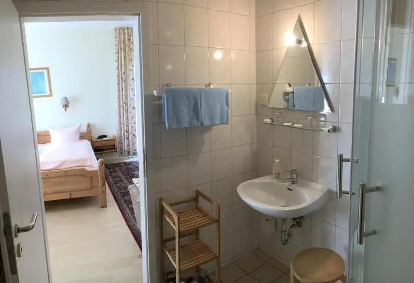 Deluxe-huone Puutarhanäkymä, Kastanienhof Hotel Garni
