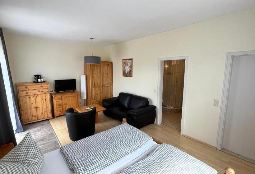 Номер Deluxe Вид на Сад, Kastanienhof Hotel Garni