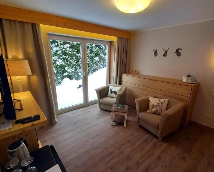 带园景的小型套房, Landhotel Fernsicht