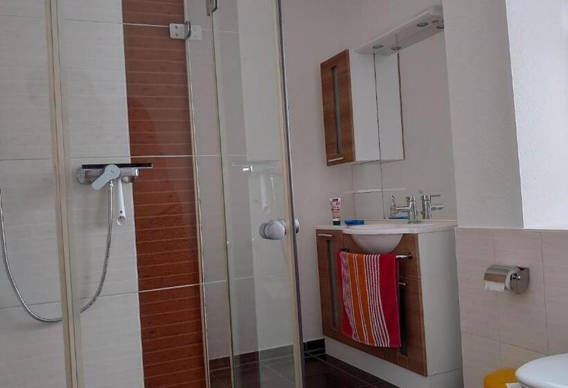 带1个卧室的带阳台的公寓, Ferienanlage Süderhof