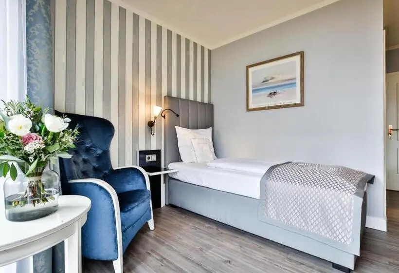 Standard Yhden Hengen Huone Parveke, Sylthotel Raffelhüschen Garni