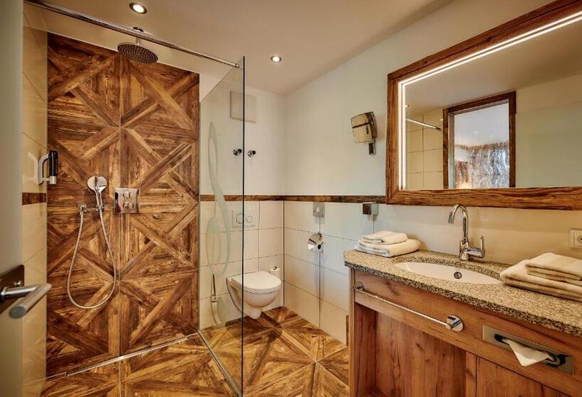 Номер Стандарт с Балконом, Wellness & Naturhotel Tonihof
