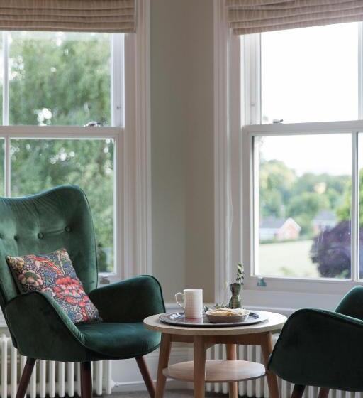 디럭스 룸, Bridstow Guest House