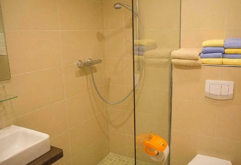 Basic-huoneisto 1 Makuuhuone, Biohotel Spöktal