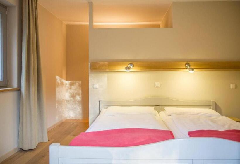 Семейное Бунгало, Biohotel Spöktal
