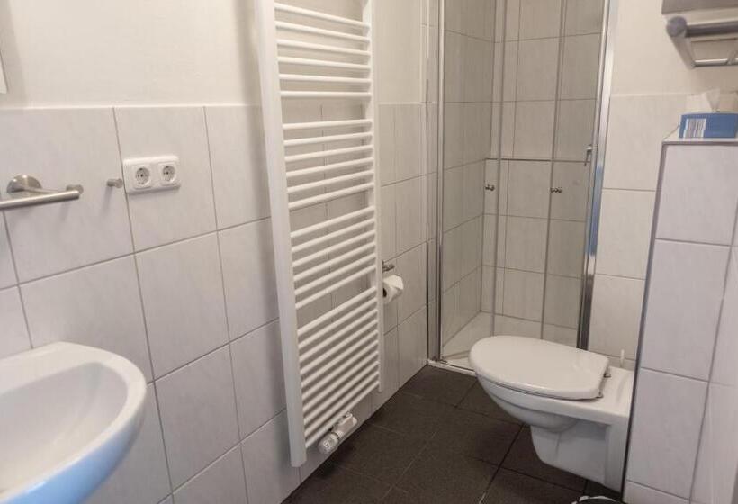 标准间, Heimathafen