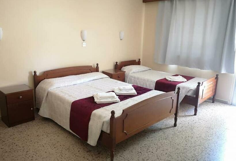 חדר סטנדרט נוף להרים, Minaides