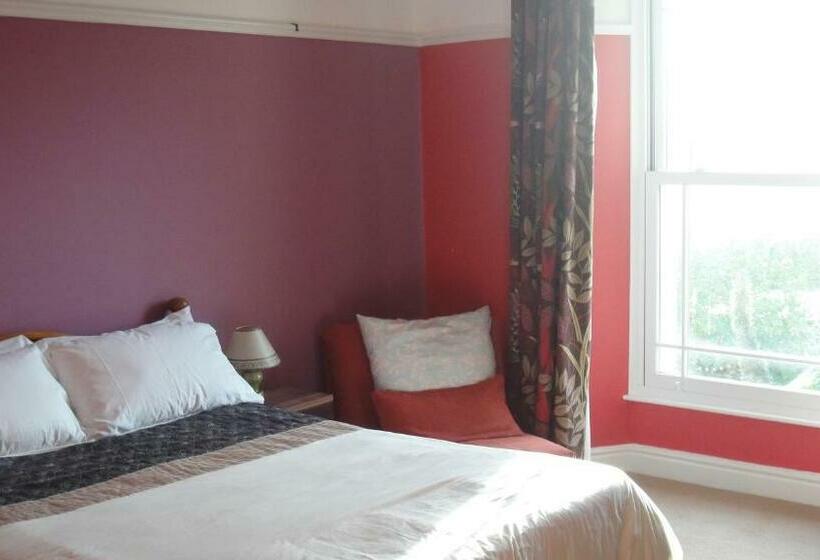 חדר סטנדרט לשלושה עם נוף לגינה, Bankside Bed & Breakfast