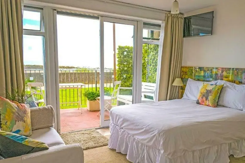 オーシャンビューデラックスルーム, Bayview Bed And Breakfast