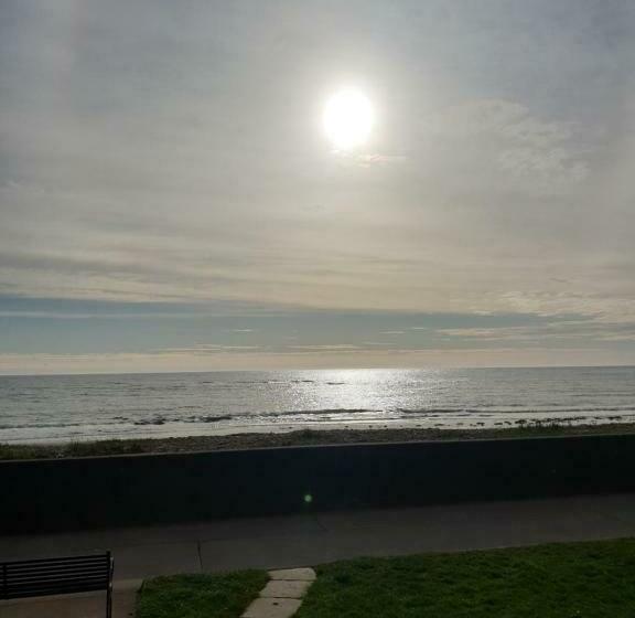 豪华海景房带阳台, Bayview Bed And Breakfast