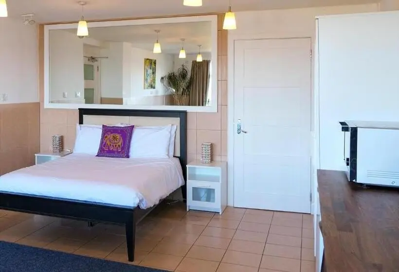 オーシャンビューデラックスルームバルコニー付き, Bayview Bed And Breakfast