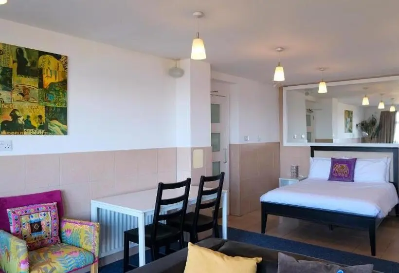 オーシャンビューデラックスルームバルコニー付き, Bayview Bed And Breakfast