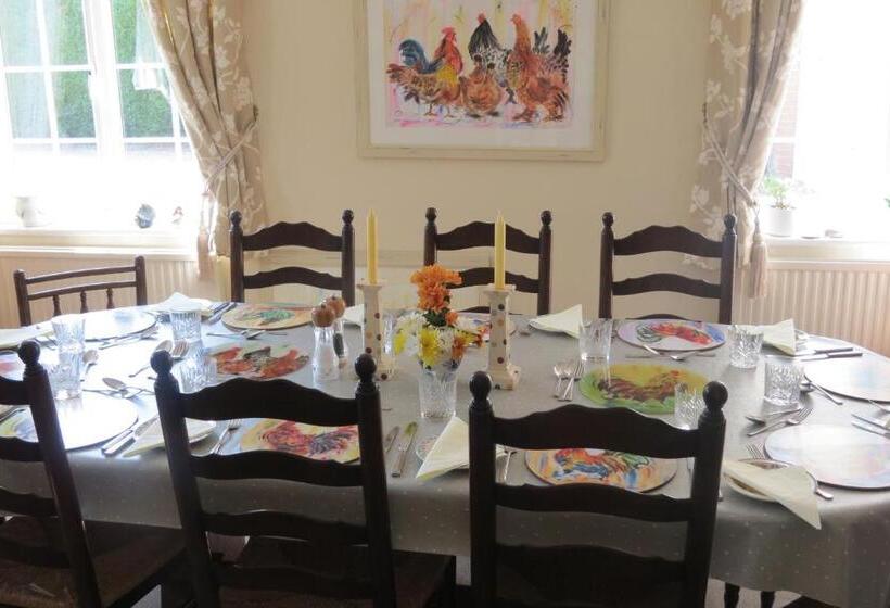 침실 2개 스위트, Newmans Lodge