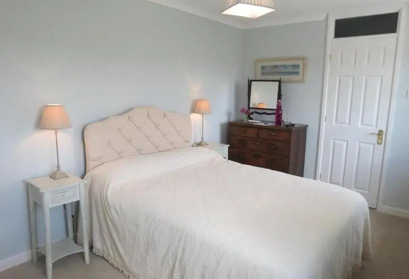 Comfort-huone, Newmans Lodge