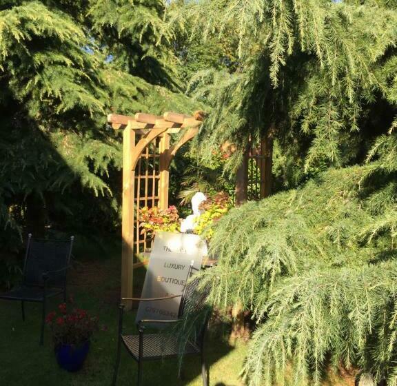 סוויטה, The Lodge At Ruddington