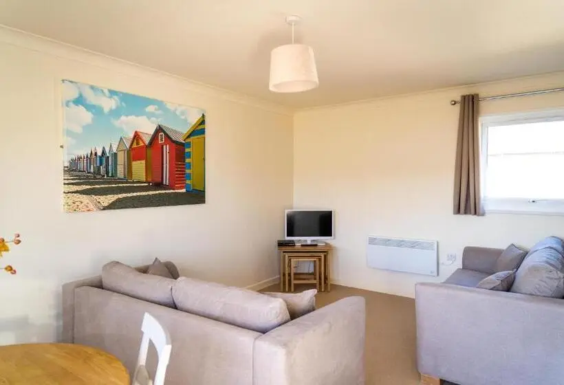 キャビン, Croyde Bay Hotel Or Self Catering