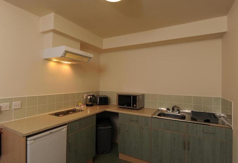 ジュニアスイート, Croyde Bay Hotel Or Self Catering