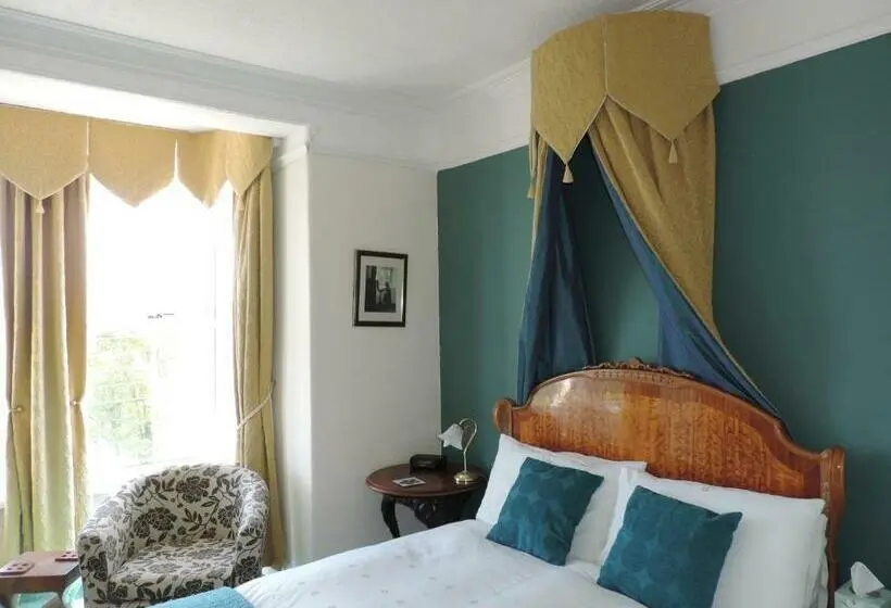 オーシャンビュースタンダードルーム, Fern Villa B&b