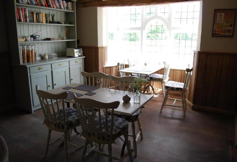 标准间, Hare & Hounds Bed & Breakfast
