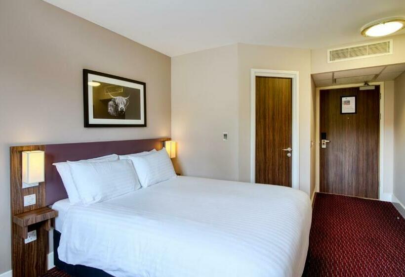 غرفة عائلية, Queen Of The Loch, Balloch By Marston S Inns