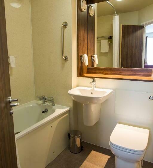 غرفة قياسية, Queen Of The Loch, Balloch By Marston S Inns