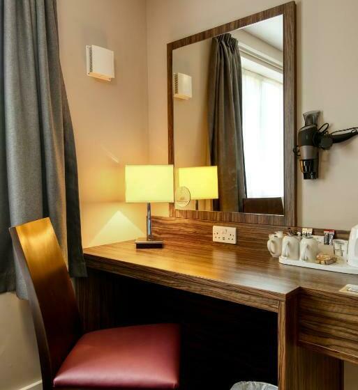 غرفة قياسية, Queen Of The Loch, Balloch By Marston S Inns