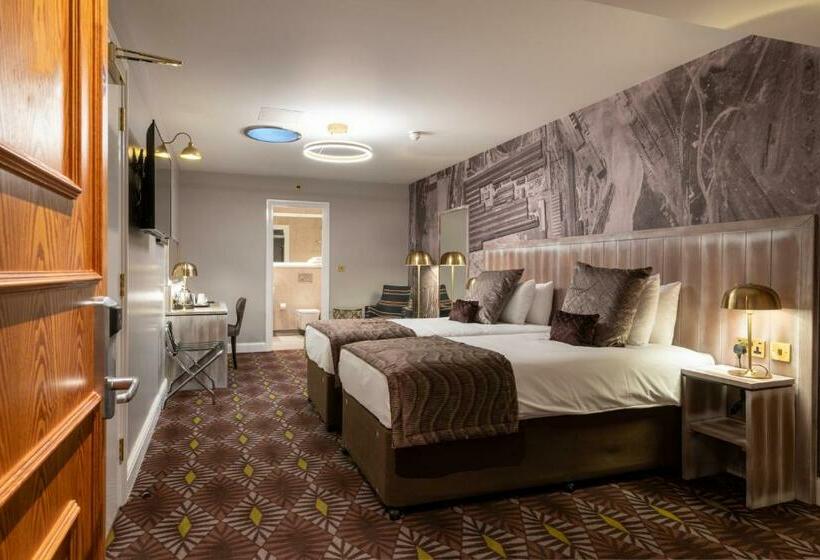 スタンダードルーム, The Saxon Crown Wetherspoon