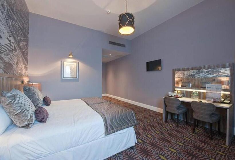 スタンダードルーム, The Saxon Crown Wetherspoon