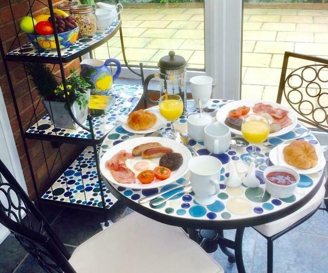 标准间, Stepping Stones B&b