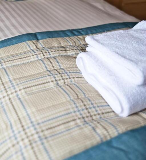 غرفة ديلوكس رباعية, Bamflatt Farm Bed & Breakfast