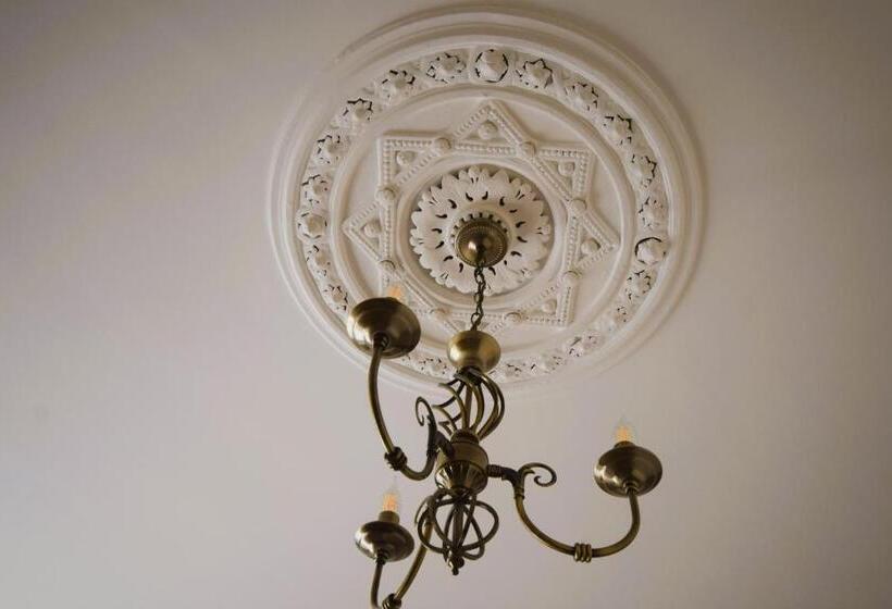 Suite Lit King, Cedar Lodge