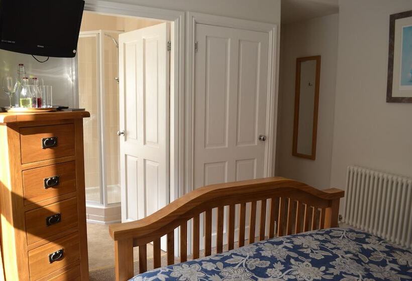 ガーデンビュースタンダードルーム, Coedyfron