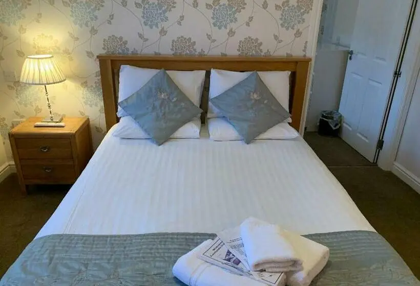 Perhehuone, Lochside Guest House