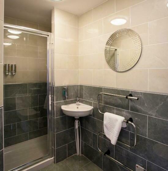 غرفة عائلية, Lochside Guest House