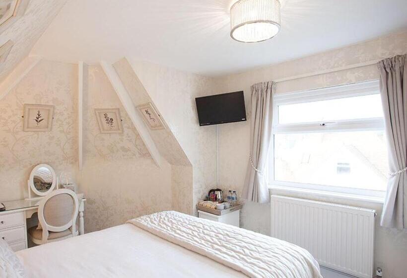 غرفة قياسية, The Castleton