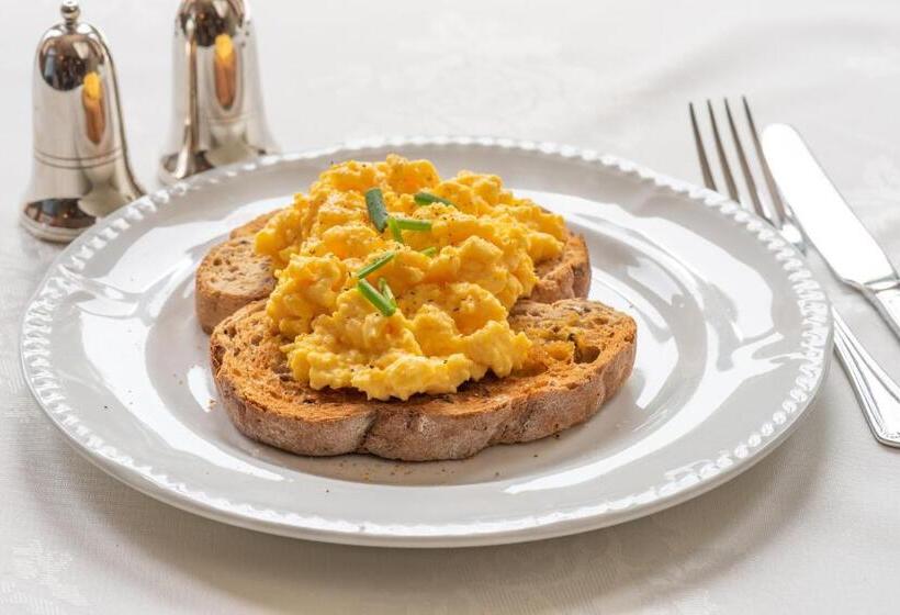 ファミリールーム, The Devonian