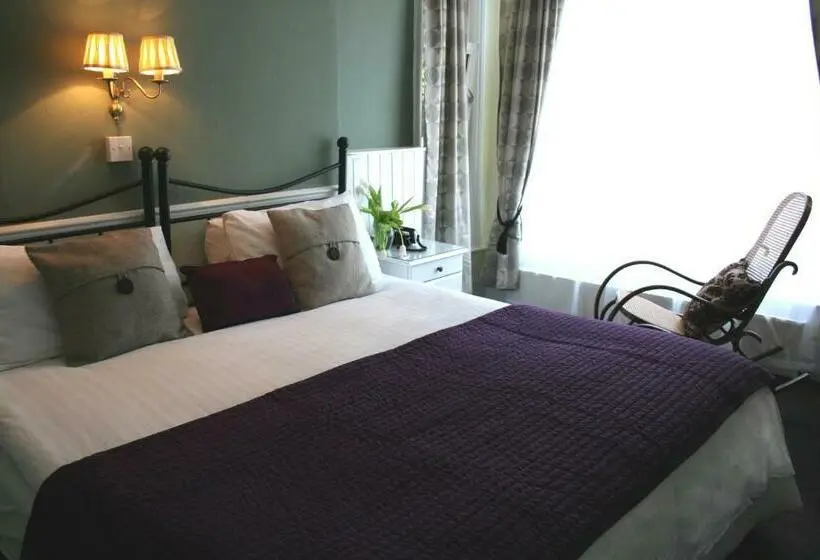 Standard Room, The Telstar