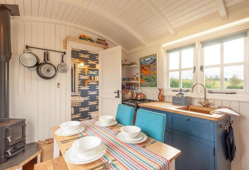 침실 1개 아파트, Westfield House Farm