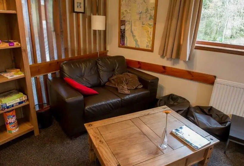 バスルーム共有のトリプルスタンダード, Crianlarich Youth Hostel