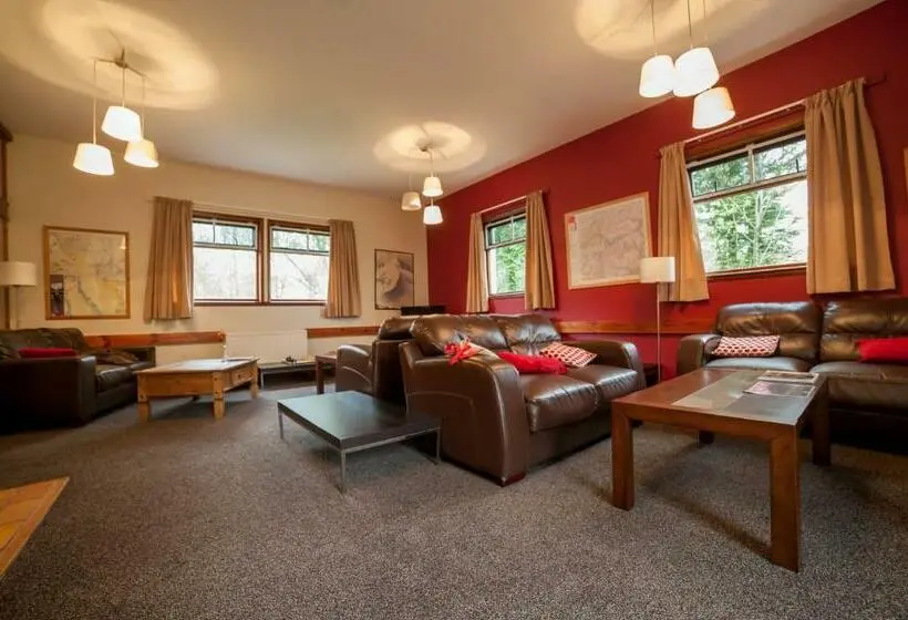 バスルーム共有のトリプルスタンダード, Crianlarich Youth Hostel
