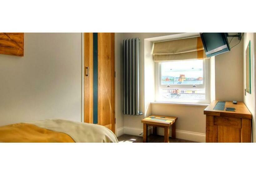 シングルデラックスルーム, Gwesty Cymru