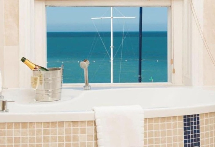 オーシャンビュースーペリアールーム, Gwesty Cymru