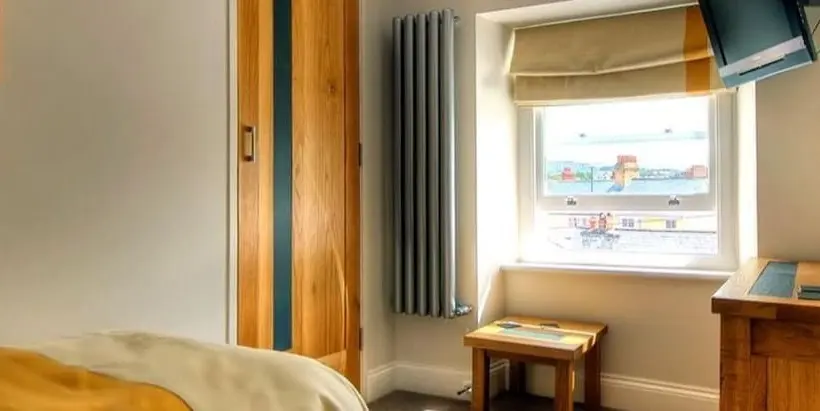 Deluxe Yhden Hengen Huone, Gwesty Cymru