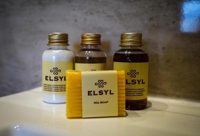 패밀리 룸, Gwydyr